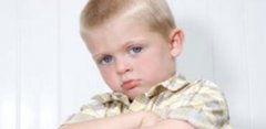 【孩子情绪暴躁】为什么孩子情绪暴躁不能控制 如何有效引导孩子情绪